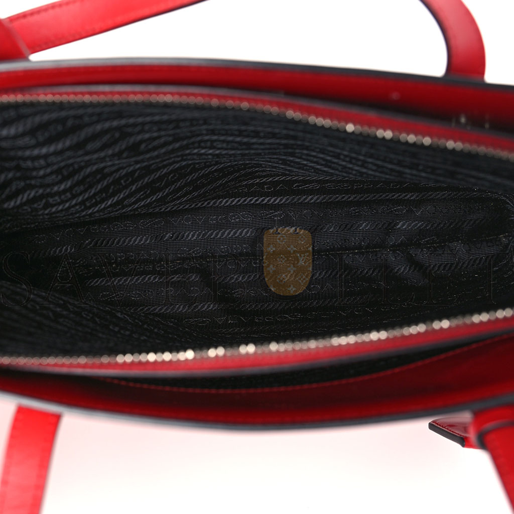 PRADA BRUSHED CALFSKIN MEDIUM RE-EDITION 1995 TOTE SCARLET (30*21*9cm)