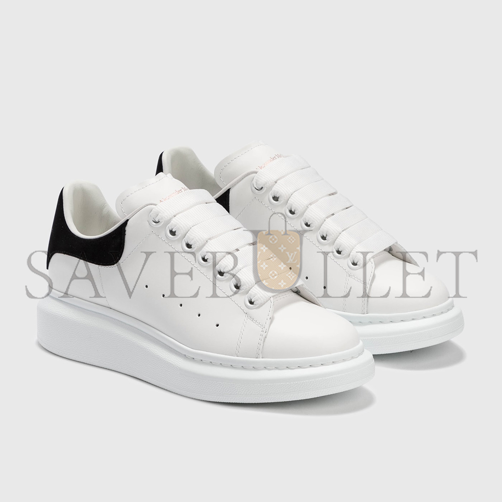 ALEXANDER MCQUEEN OVERSIZED SNEAKER 553770WHGP79061